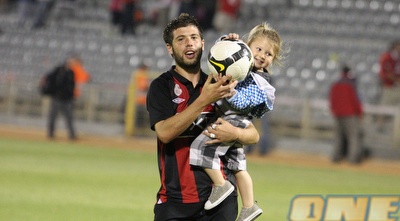 רואש חוגג עם הדור הצעיר בסיום (עמית מצפה)