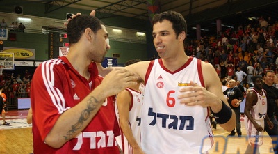 קוקיה וסימונס מאושרים בסיום. הגארד סבל מקלקול קיבה (גיא בן זיו) קוקיה וסימונס מאושרים בסיום. הגארד סבל מקלקול קיבה (גיא בן זיו)