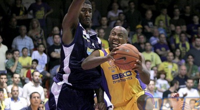 אייבורי. חולון חייבת משחק טוב שלו  (קובי אליהו)