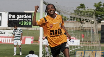 זיו כבדה חוגג (קובי אליהו) זיו כבדה חוגג (קובי אליהו)