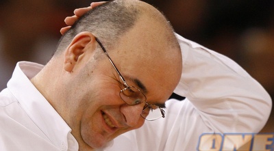 דולה וויושביץ´ אובד עצות במהלך המשחק (רויטרס)