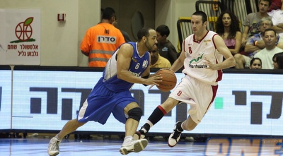 יבזורי מול טולברט. הגארד הלך וחזר מאוד מהר (עמית מצפה)