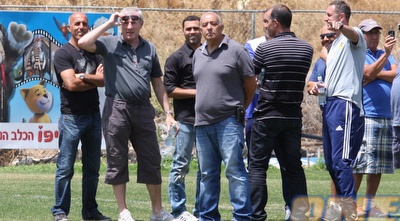 פרננדז באימון בית&qout;ר. הרעיף מחמאות על פרננדז (גיא בן זיו) פרננדז באימון בית&qout;ר. הרעיף מחמאות על פרננדז (גיא בן זיו)