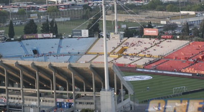 איצטדיון רמת גן. אוהדי הפועל לא רוצים לנדוד אליו (לי נוף) איצטדיון רמת גן. אוהדי הפועל לא רוצים לנדוד אליו (לי נוף)