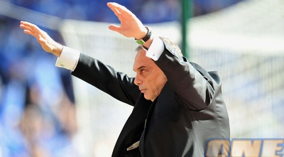 אברהם גרנט מודה לקהל (רויטרס)