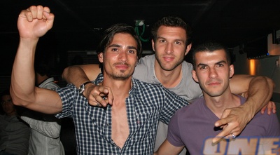 גם דניאל דה רידר חגג עם האוהדים האדומים (רועי גלדסטון)