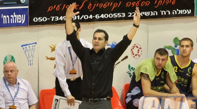 יניב בורגר. &qout;אמצא את הדרך לעזור להפועל רמת גן&qout; (עמית מצפה)