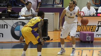 עודד שעשוע. הקלע המוביל בדרבי הצפוני (עמית מצפה)