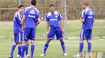 מליקסון (משמאל) במדי הנבחרת. יבחר בפולין? (שי לוי) מליקסון (משמאל) במדי הנבחרת. יבחר בפולין? (שי לוי)