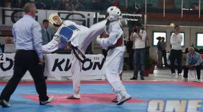 אלון אלבוחר (ONE)