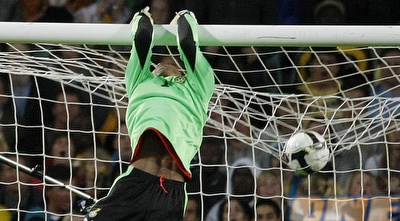 וויליאן אמאמו. יופיע בשער של הפועל פתח תקווה (רויטרס)