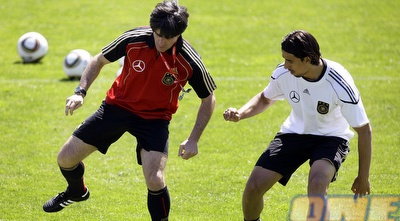 סמי ח´דירה. צריך לעצור את מרכז הקישור (רויטרס) סמי ח´דירה. צריך לעצור את מרכז הקישור (רויטרס)