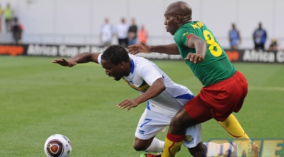 ג´רמי עוצר את קשר גאבון בעבירה. אם מולו הוא לא מסתדר, מה הוא יעשה במונדיאל? (GettyImages)