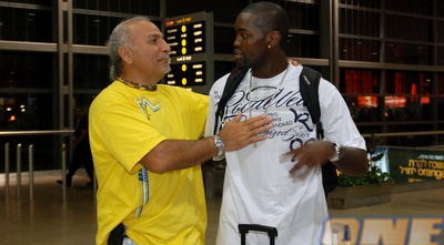 דורון פרקינס (שי לוי)