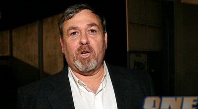 עו&qout;ד אפרים ברק. ייצג את הפועל במוסדות פיפ&qout;א (ניר בוקסנבאום) עו&qout;ד אפרים ברק. ייצג את הפועל במוסדות פיפ&qout;א (ניר בוקסנבאום)