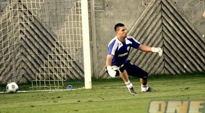 אריאל הרוש (שי לוי)