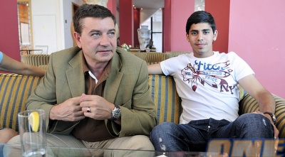 נס זמיר: &qout;(אלעד ירקון)