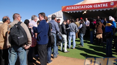 מרכז האקרדיטציות בסמוך לסוקר סיטי (שי לוי)