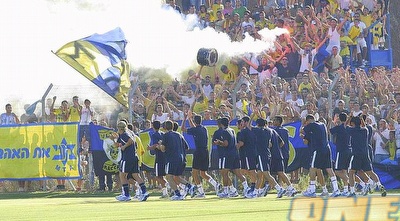 שחקני מכבי ת&qout;א (דרור עינב)