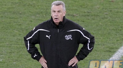 אוטמאר היצפלד. הכחיש שנעשתה פנייה (רויטרס)