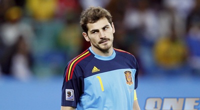 קסיאס מתקשה להאמין אחרי הפסד ספרד (רויטרס) קסיאס מתקשה להאמין אחרי הפסד ספרד (רויטרס)