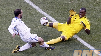 אניימה יוכל לפגוש את גיניאה (רויטרס)