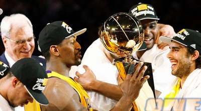 ארטסט (רויטרס) ארטסט (רויטרס)