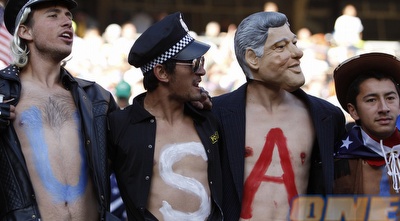 אוהדי ארה&qout;ב (רויטרס)