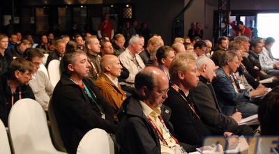 300 אנשי תקשורת הגיעו למסיבת העיתונאים הרגועה של יואכים לב (שי לוי)