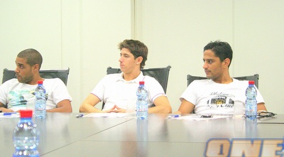 יצחקי מליקסון ודנין מאזינים לדברים של ד&qout;ר  (אתר ההתאחדות)