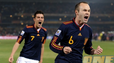 אינייסטה. רק שישמור על הכדור ברגליים שלו (GettyImages) אינייסטה. רק שישמור על הכדור ברגליים שלו (GettyImages)