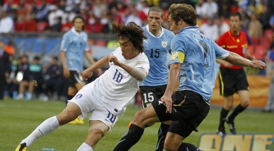 פארק צ´ו יונג מול לוגאנו (רויטרס)