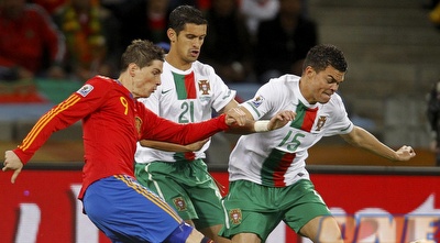 טורס מול קוסטה ופפה. עד עכשיו נקודת התורפה של האדומים (רויטרס)