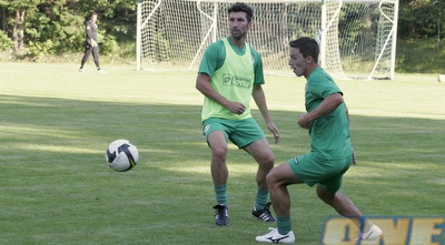 אריק בנאדו (דרור עינב)