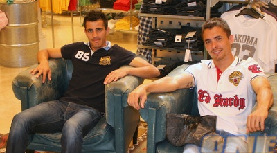 לאלה בובנדר (רועי גלדסטון)