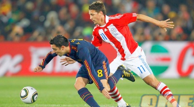 צ´אבי. המנהיג השקט חייב להופיע מול גרמניה (רויטרס) צ´אבי. המנהיג השקט חייב להופיע מול גרמניה (רויטרס)