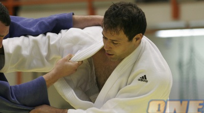 אריק זאבי. לא יום מוצלח לישראלי (דרור עינב)