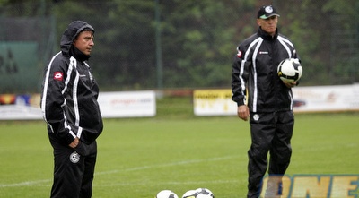 אלישע לוי באווירה חורפית באמצע יולי (דרור עינב)