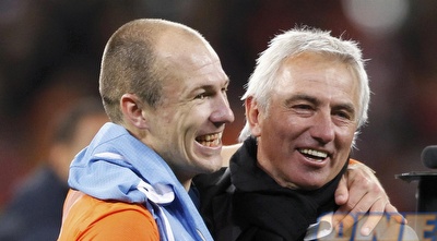 ואן מארוויק עם רובן (רויטרס) ואן מארוויק עם רובן (רויטרס)