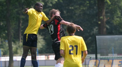 באנינג עולה לנגיחה (ליאור טימור) באנינג עולה לנגיחה (ליאור טימור)