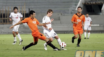 אביב חדד עוצר את את לדנב (דרור עינב)