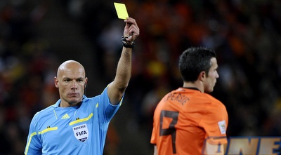 כרטיס צהוב (רויטרס)