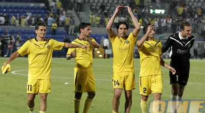 הצהובים מודים לקהל לאחר ניצחונם הראשון העונה (שי לוי)