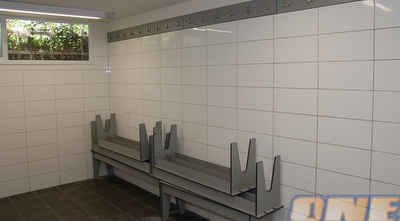 ההכנות לאליפות אירופה - חדרי ההלבשה (שי לוי)