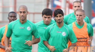 יניב קטן וליאור רפאלוב. יצטרכו לספק את הכדורים לחלוצים (יניב גונן) יניב קטן וליאור רפאלוב. יצטרכו לספק את הכדורים לחלוצים (יניב גונן)