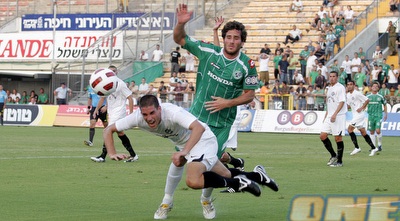 תומר חמד מפיל את גבע ברקאי (דרור עינב) תומר חמד מפיל את גבע ברקאי (דרור עינב)