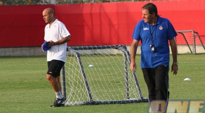 גוטמן ואבוקסיס באימון (רועי גלדסטון)