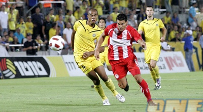 ניבאלדו במאבק על הכדור (דרור עינב)