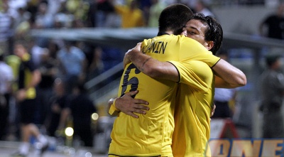 ומגיע להתחבק עם מאור בוזגלו  (דרור עינב)