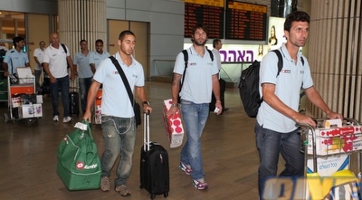 בנאדו בנחיתה (עמית מצפה)